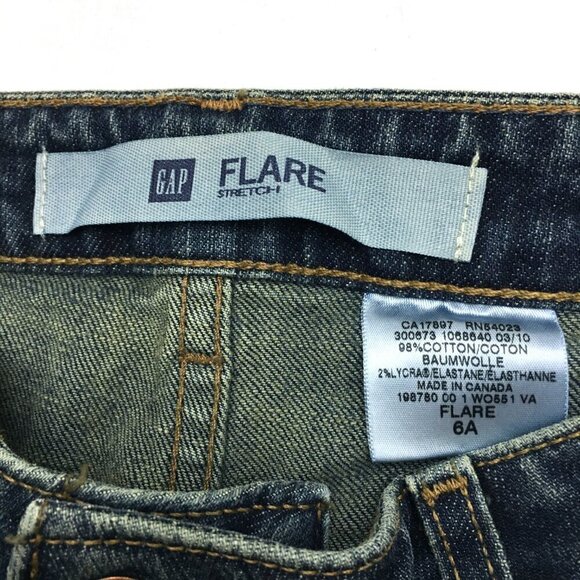 NEW Gap Women's Jeans Flare Leg Medium Wash Stretch size 6 length 29" - Picture 7 of 8